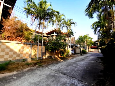 Houses for sale Hui Yai Road  : HOME 91.2 Sq.w. Bang Lamung Chonburi for 5.6M