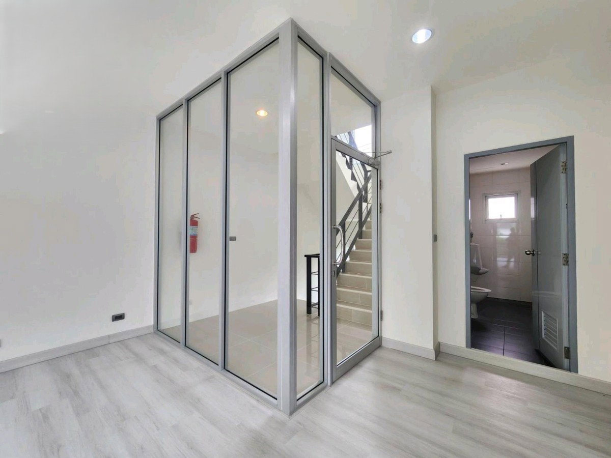 รูป WS7366 🏢✨ ให้เช่า Home Office B Square Rama 9–Mengjai พร้อมใช้งานทันที  เพียง 90,000 บาท / เดือน - รูปที่ 9/39