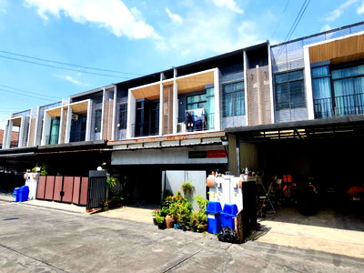 ทาวน์โฮม โรงเรียนนานาชาติเด่นหล้า : ทาวน์เฮ้าส์ 24 ตร.วา โมทาวน์ไลฟ์ ชัยพฤกษ์ บางบัวทอง นนทบุรี 2.6M