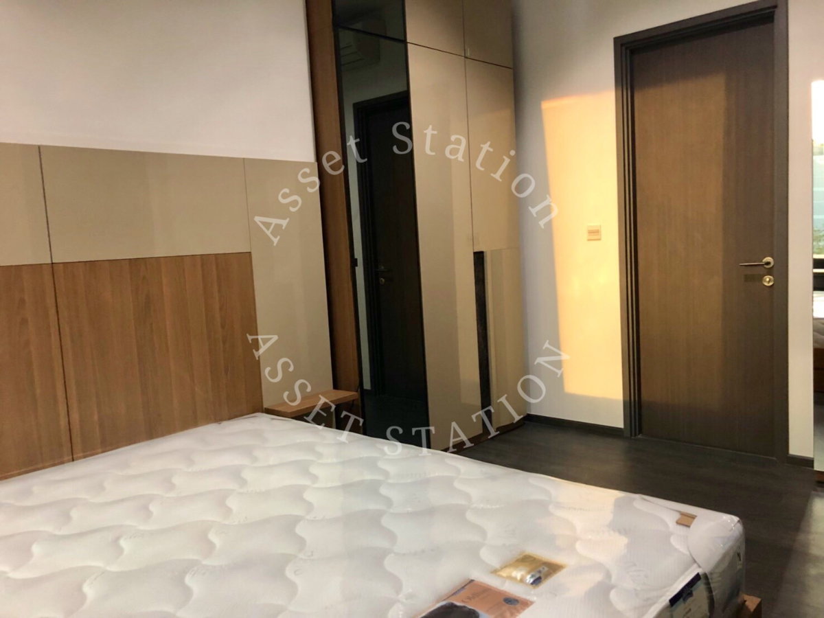 รูป 🛋️💼Edge Sukhumvit 23 บนทำเลทองใจกลางอโศก เดินเพียงไม่กี่ก้าวถึง BTS อโศก และ MRT สุขุมวิท เดินทางสะดวกสุดๆ เชื่อมต่อทุกจุดของกรุงเทพฯ ได้ง่าย 🚇🚉 - รูปที่ 2/11
