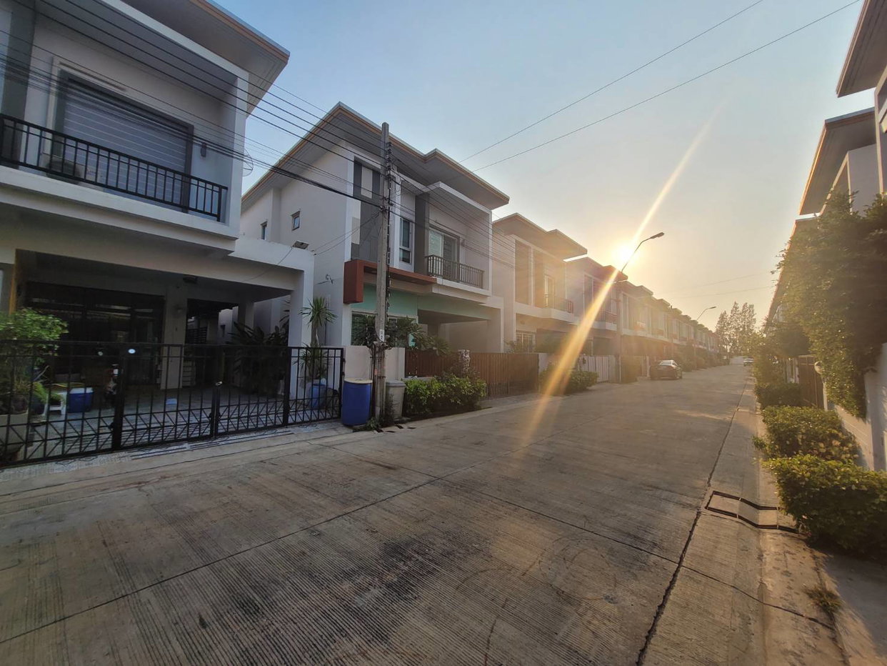 รูป บ้านแฝด 35.1 ตร.วา ปัญฐิญา แพรกษา เมืองสมุทรปราการ สมุทรปราการ 3.8M - รูปที่ 1/2
