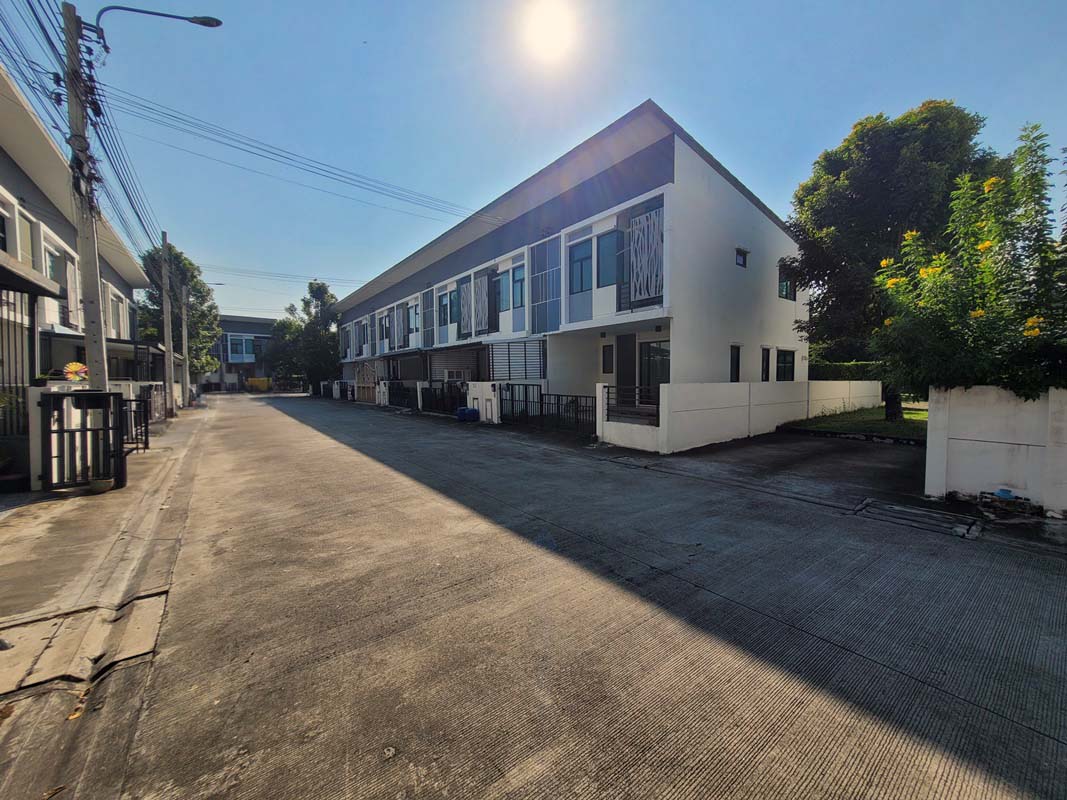 picture TOWN HOUSE 27.9 Sq.w. Bang Bua Thong Nonthaburi for 3.5M - 2/3