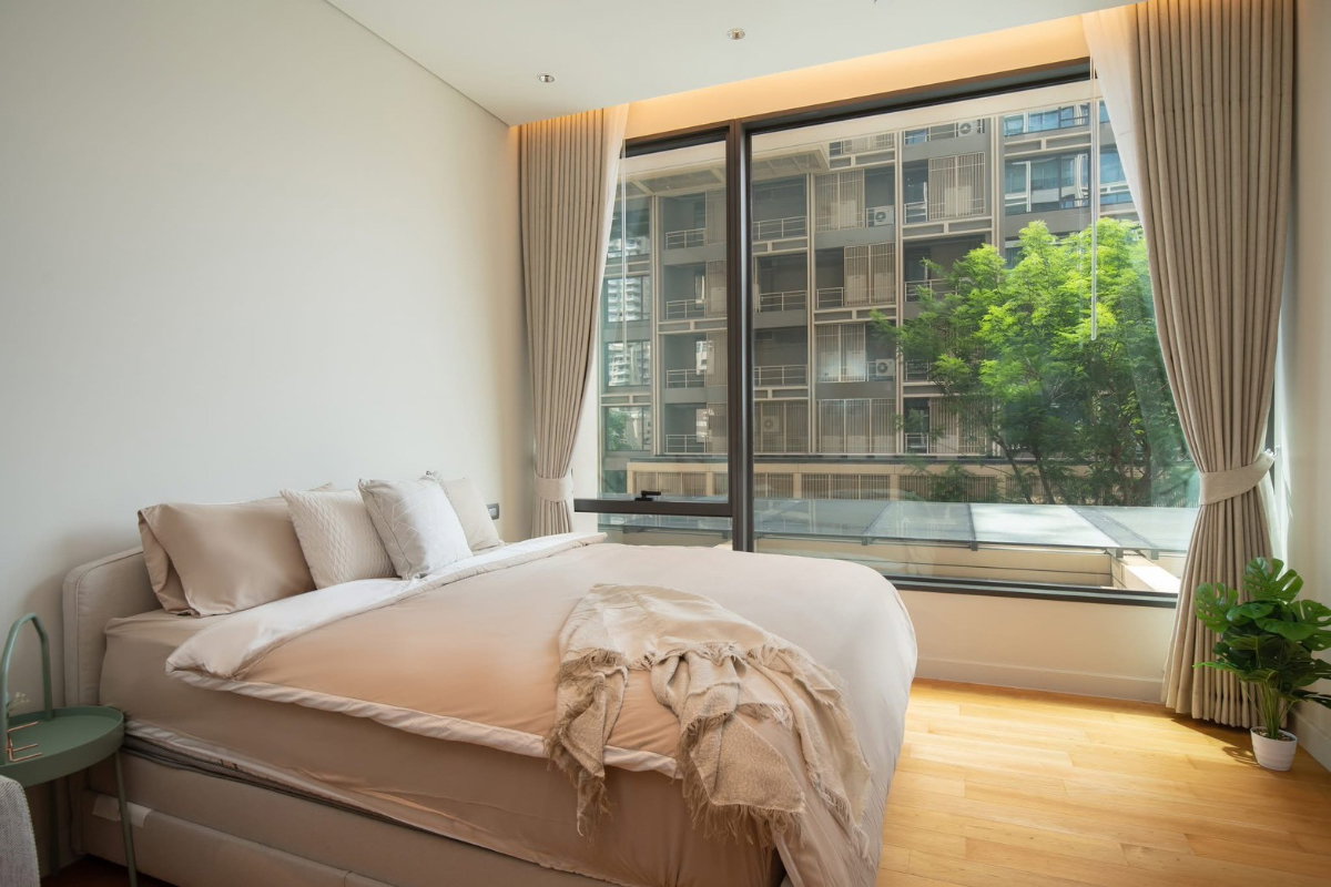 รูป 🟪🟦🟩🟨🟧 ให้เช่า Sindhorn Residence 📍BTS ชิดลม 🛎️🛎️ | 𝗟𝗶𝗻𝗲@: @𝗮𝘀𝘀𝗲𝘁𝘀𝗽𝗿𝗼 - รูปที่ 1/4