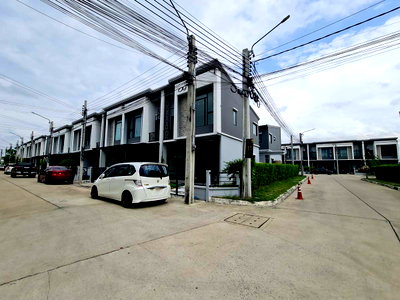 Townhouses for sale บิ๊กซี บางใหญ่ : TOWN HOUSE 24.8 Sq.w. Bang Yai Nonthaburi for 2.8M