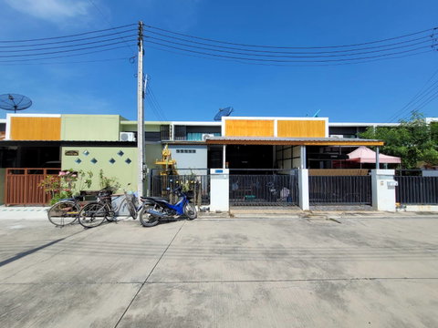 TOWN HOUSE 27 Sq.w. Pluak Daeng Rayong for 1.5M