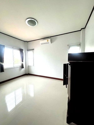 เช่าบ้านเดี่ยว ม.เกษตรศาสตร์ ศรีราชา : AP16spoy บ้านให้เช่า J-Park ศรีราชา แกรนด์พาร์ควิลล์ โทร099-690-3486