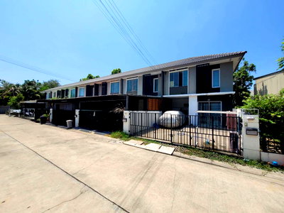 Townhouses for sale บิ๊กซี บางใหญ่ : TOWN HOUSE 21.4 Sq.w. Bang Yai Nonthaburi for 1.9M