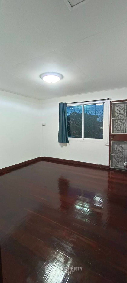 picture 2-BR Townhouse in Bang Talat (ID 2867956) - 8/10