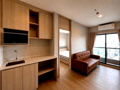 Condos for rent BTS Ratchayothin : Condo for Rent at Lumpini Park Phahon 32 (C6905011)