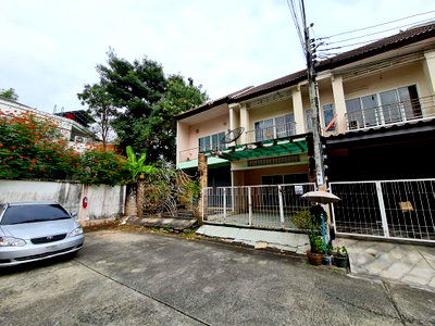 TOWN HOUSE 54.3 Sq.w. Nong Khaem Bangkok for 2.4M