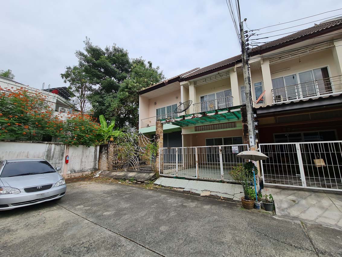 picture TOWN HOUSE 54.3 Sq.w. Nong Khaem Bangkok for 2.4M - 1/2