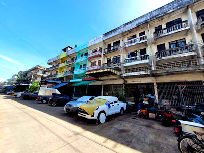 Shophouses for sale Bang Khun Thian : SHOP HOUSE 20 Sq.w. Bang Khun Thian Bangkok for 1.4M
