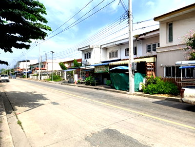 Townhouses for sale Kaeng Khoi Saraburi : TOWN HOUSE 23 Sq.w. Kaeng Khoi Saraburi for 1.2M
