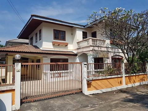 MHR115 บ้านเดี่ยวหลังมุม 61 ตร.ว. พื้นที่กว้าง โปร่งโล่ง! ทำเลทองพรานนก-สาย 4 ใกล้ Food Villa & The Circle ราชพฤกษ์