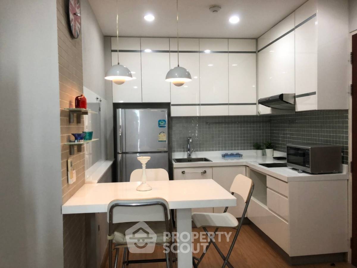 รูป คอนโด 2-ห้องนอน ที่ เดอะ คอมพลีท นราธิวาส ใกล้ ถนนนราธิวาสราชนครินทร์ (ID 512769) - รูปที่ 3/9