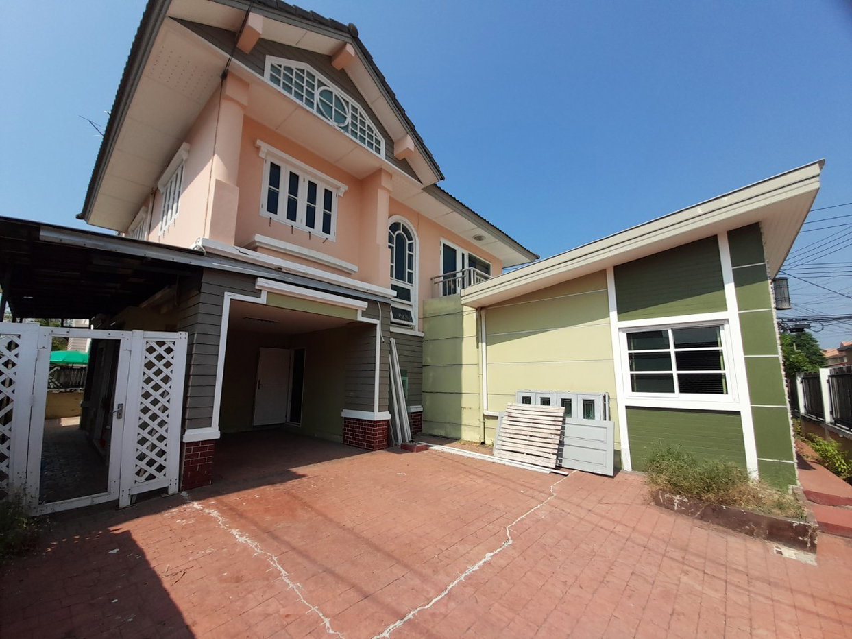 picture HOME 89.9 Sq.w. Bang Khun Thian Bangkok for 5.2M - 12/12