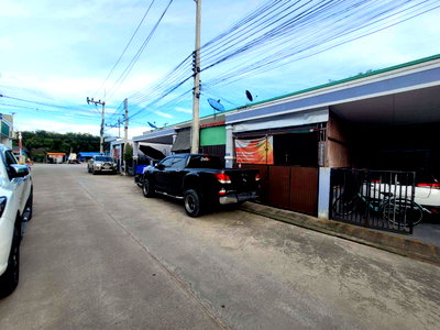 Townhouses for sale Pluak Daeng Rayong : TOWN HOUSE 21.3 Sq.w. Pluak Daeng Rayong for 1.1M