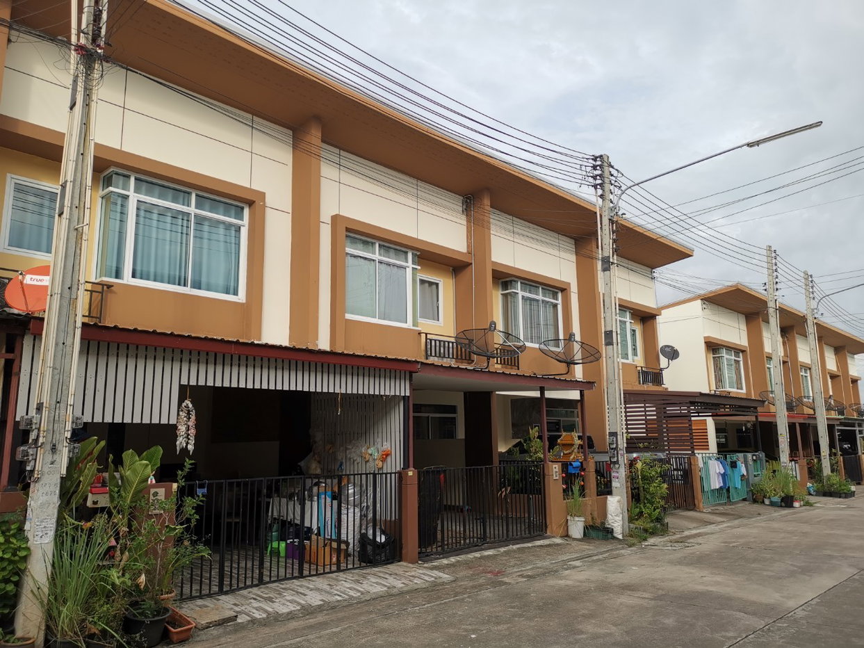 picture TOWN HOUSE 17.5 Sq.w. Pluak Daeng Rayong for 1.3M - 1/2
