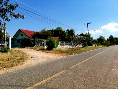 HOME 400 Sq.w. Nam Pat Uttaradit for 670,000