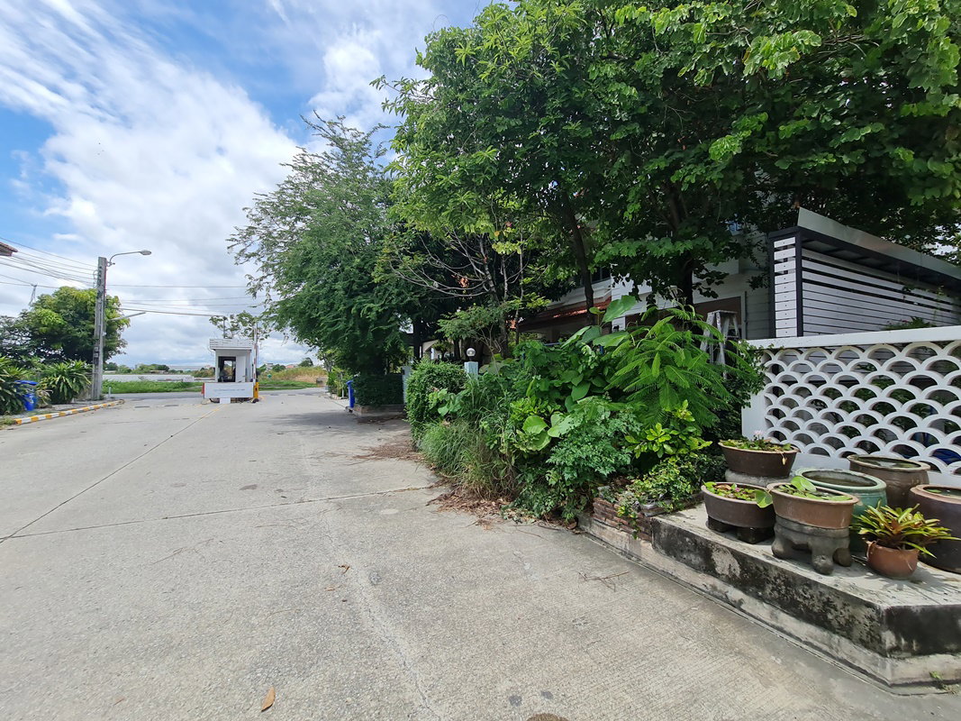 picture HOME 55.7 Sq.w. Bang Sao Thong Samut Prakarn for 2.5M - 2/2