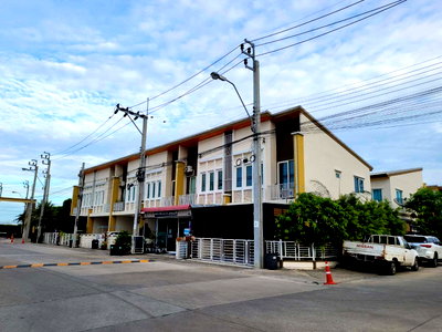 Townhouses for sale Muang Samut Prakarn Samut Prakarn : TOWN HOUSE 21.2 Sq.w. Muang Samut Prakarn Samut Prakarn for 3M