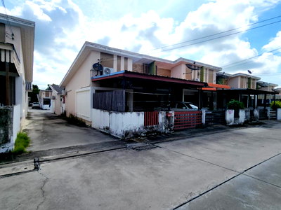 Townhouses for sale Pluak Daeng Rayong : TOWN HOUSE 24.1 Sq.w. Pluak Daeng Rayong for 1.3M