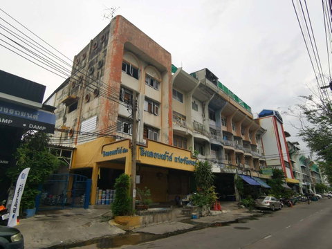 SHOP HOUSE 25 Sq.w. Bang Kapi Bangkok for 6.9M