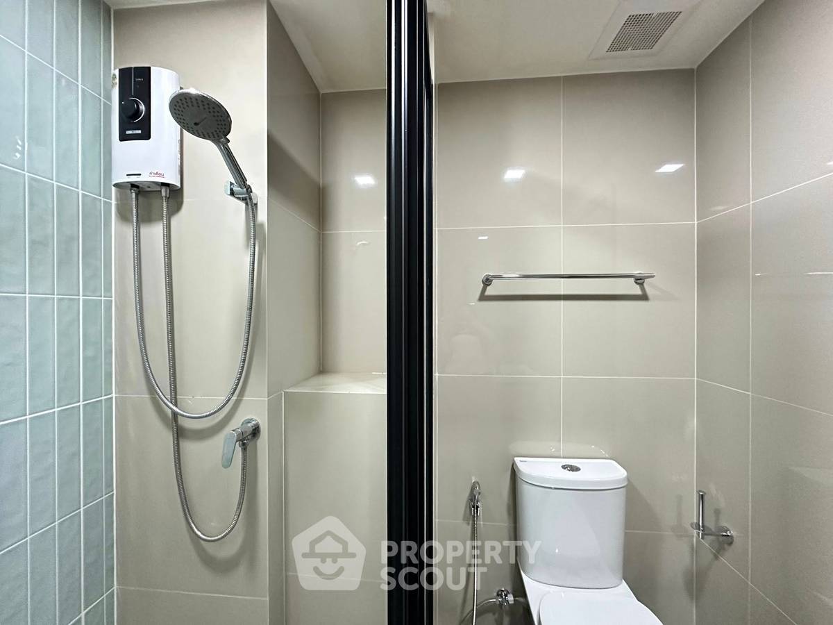 picture 1-BR Condo at The Muve Pradipat near BTS Saphan Khwai (ID 2868482) - 10/11