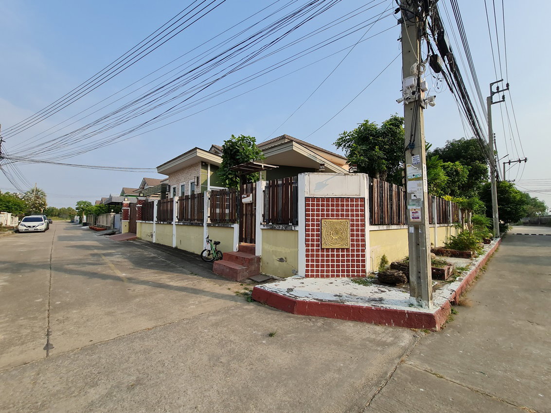 picture HOME 89.9 Sq.w. Bang Khun Thian Bangkok for 5.2M - 2/12