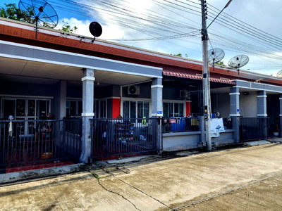 Townhouses for sale Pluak Daeng Rayong : TOWN HOUSE 19.9 Sq.w. Pluak Daeng Rayong for 1.1M