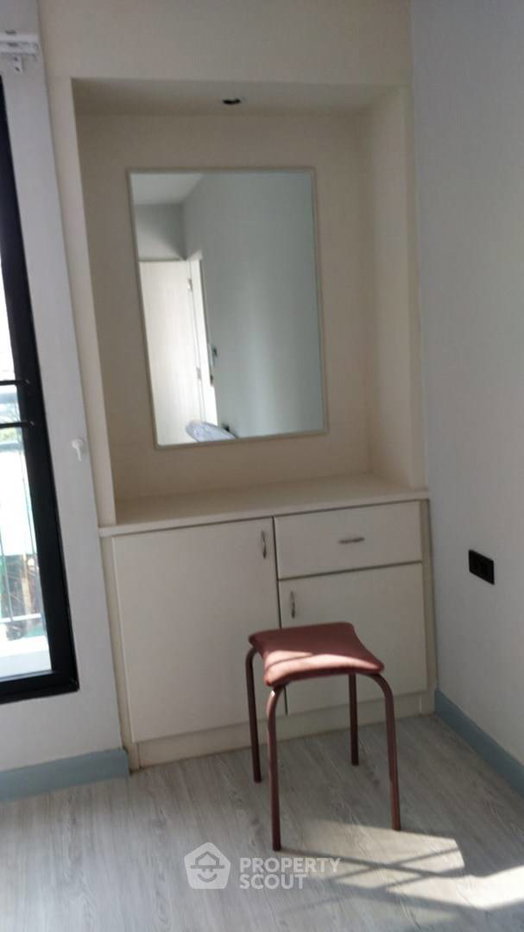 picture 2-BR Condo at Liberty Park 2 near ARL Makkasan (ID 2873924) - 5/11