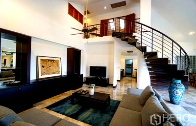 เช่ากิจการ ดิ เอ็มควอเทียร์ : For rent 4 Bedroom Apartment in Raintree Village Apartment in Khlong Tan Nuea, Watthana, Bangkok BTS Phrom Phong HRE00710