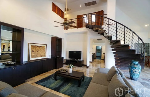 For rent 4 Bedroom Apartment in Raintree Village Apartment in Khlong Tan Nuea, Watthana, Bangkok BTS Phrom Phong HRE00710