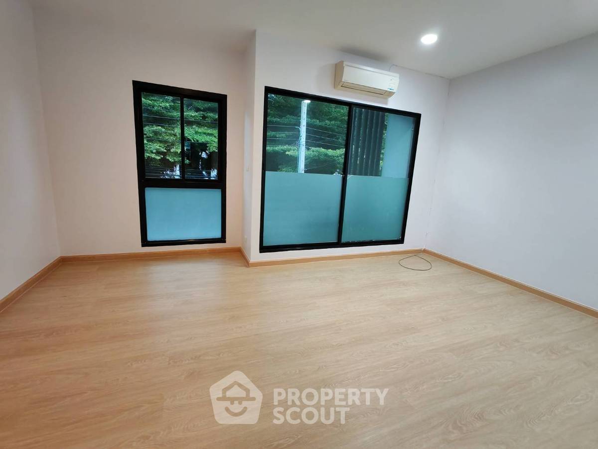 รูป ทาวน์เฮ้าส์ 3-ห้องนอน ที่ บ้านกลางเมือง พระราม 9 - รามคำแหง ใน พลับพลา (ID 2873203) - รูปที่ 28/30