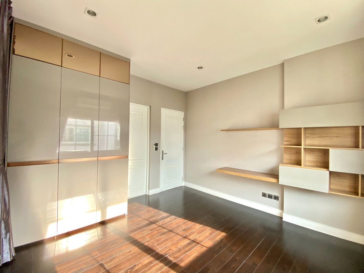 รูป ขายบ้านเดี่ยว นันทวัน บางนา กม.7 สภาพดี Built-in พร้อมเข้าอยู่ ทำเลดีใกล้ Mega Bangna  - รูปที่ 13/25
