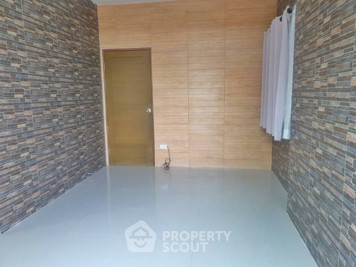 รูป บ้าน 5-ห้องนอน ใกล้ สนามบินเชียงใหม่ (ID 2870818) - รูปที่ 10/20