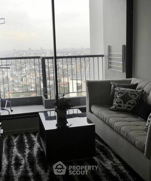 1-BR Condo at Rhythm Sukhumvit 44/1 near BTS Phra Khanong (ID 2651976)
