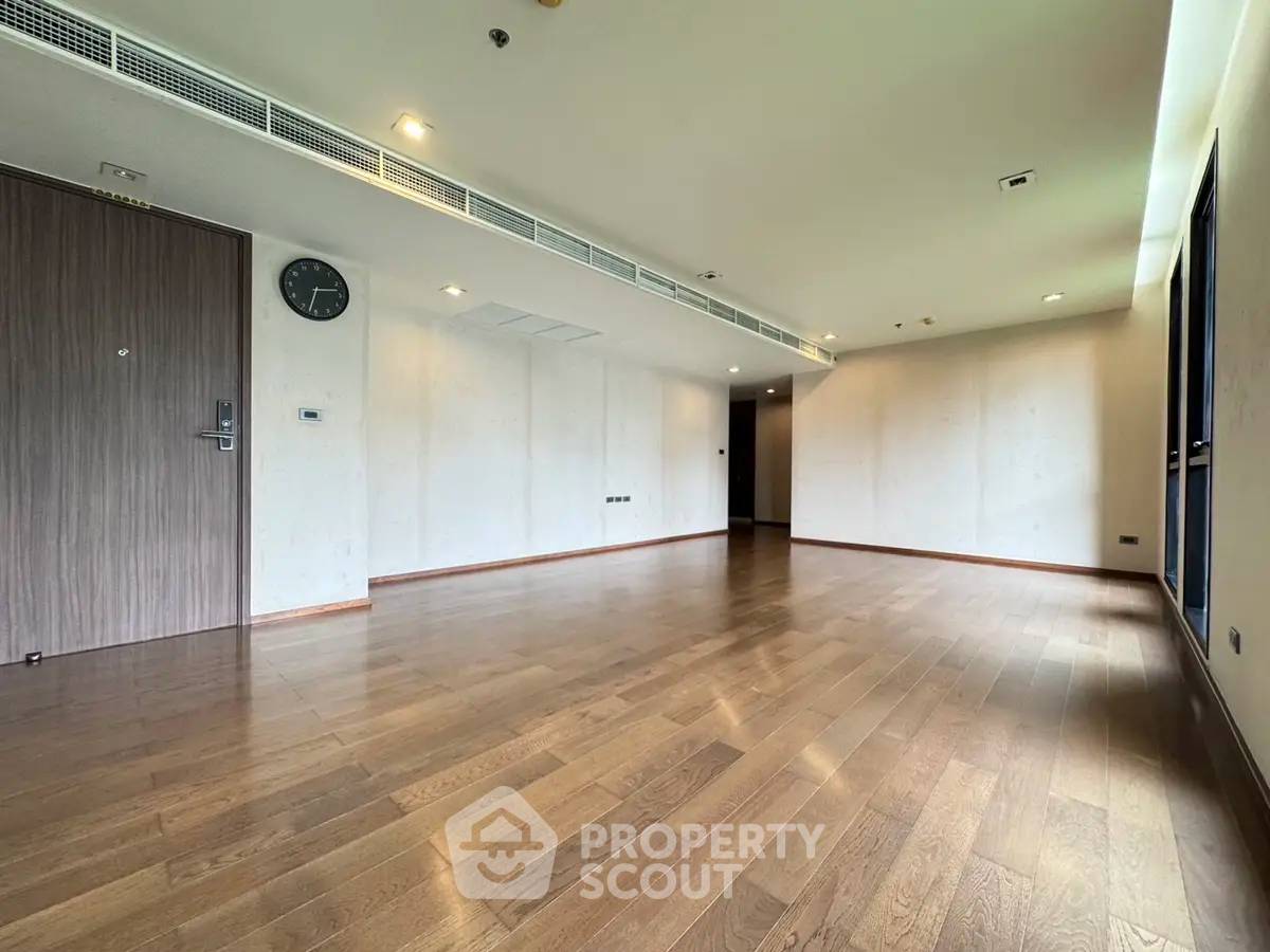 รูป คอนโด 3-ห้องนอน ที่ เดอะฮัด สันสาทร 7 ใกล้ BTS ช่องนนทรี (ID 2873606) - รูปที่ 3/16