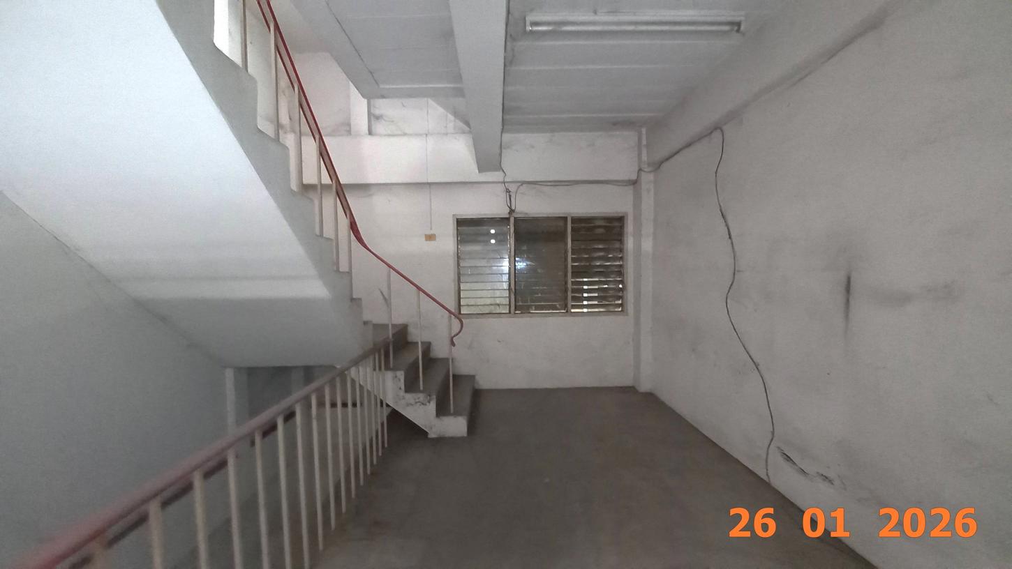 รูป อาคารพาณิชย์ 72 ตร.วา บ้านบึง ชลบุรี 5M - รูปที่ 18/24
