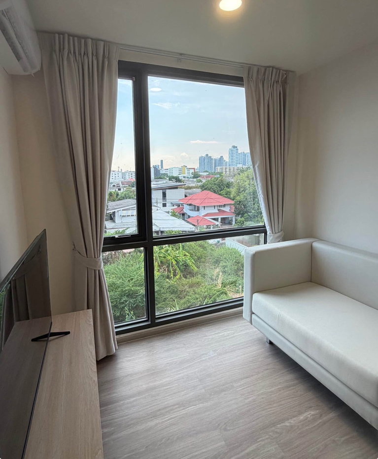 picture BEAT SUKHUMVIT                      93 - 7/11