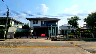 บ้านเดี่ยว โรงเรียนนวมินทราชินูทิศ เบญจมราชาลัย : ขายบ้านเดี่ยว 2 ชั้น โครงการ Habitia Vent ปัญญาอินทรา ทำเลดี เดินทางสะดวก ใกล้ Fashion Island