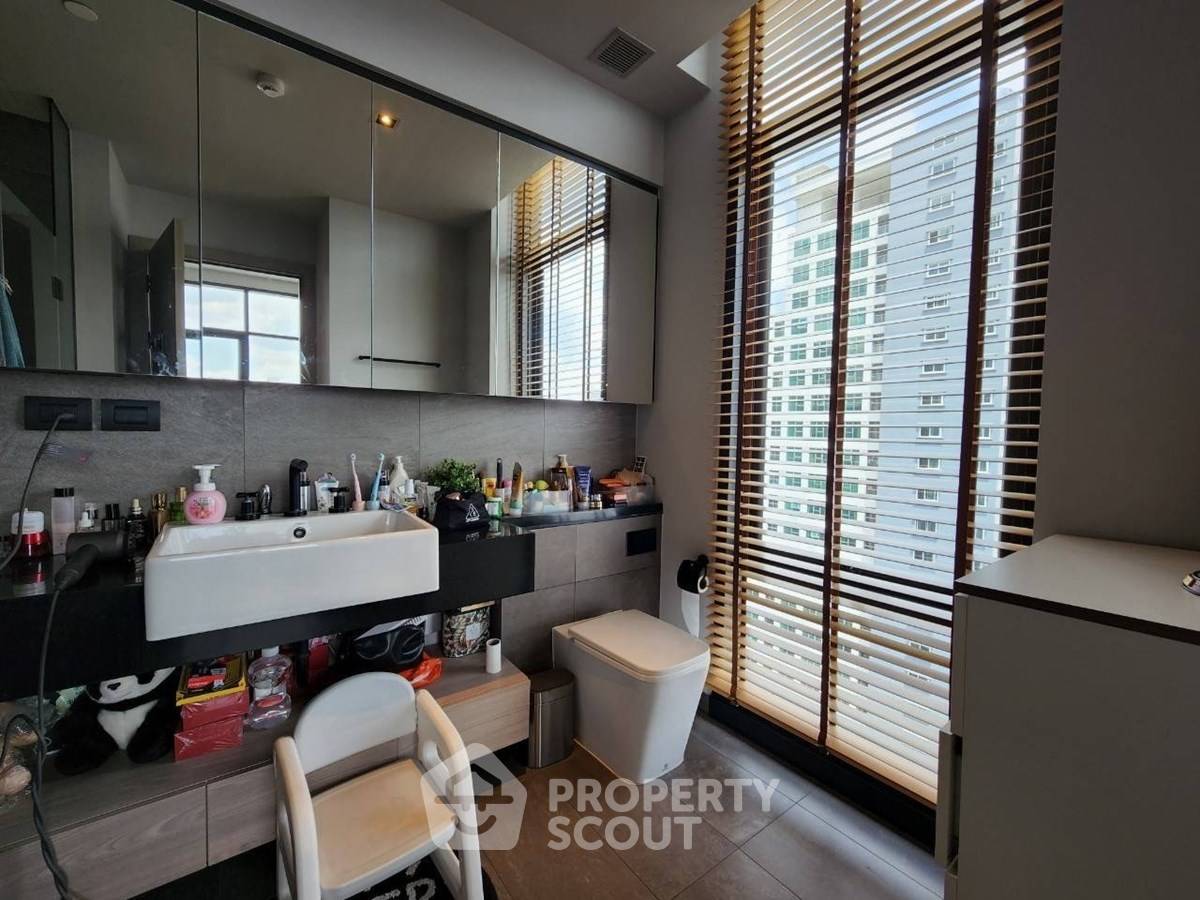 picture 2-BR Condo at The Lofts Asoke near MRT Phetchaburi (ID 2873881) - 15/16