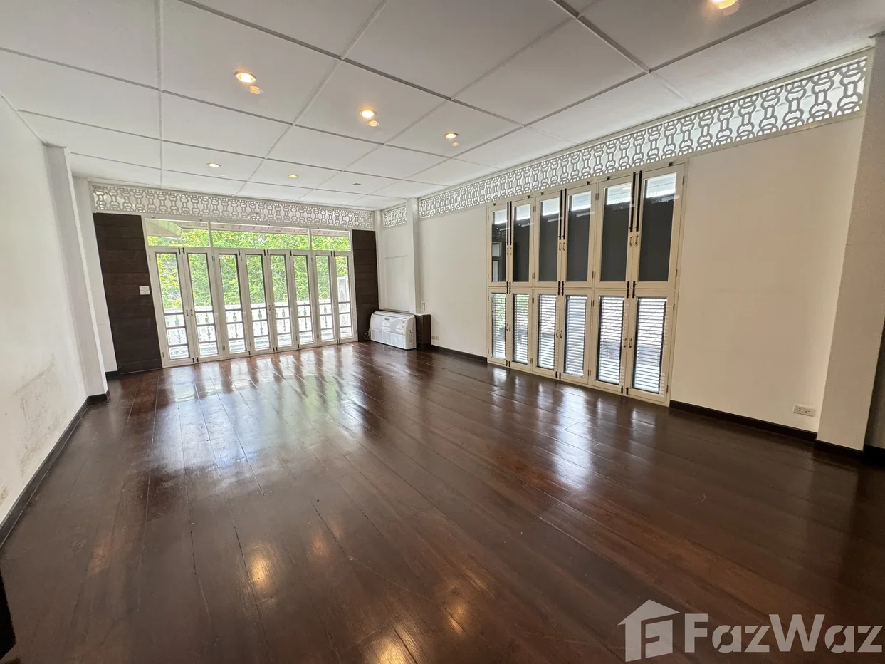 รูป บ้านเดี่ยวให้เช่า 4 ห้องนอน ใน คลองตันเหนือ, กรุงเทพมหานคร 1932904 - รูปที่ 10/16