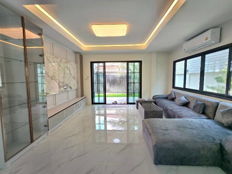 รูป บ้านเดี่ยว  รามอินทรา ใกล้รถไฟฟ้าสายสีชมพู  หมู่บ้านร่มเย็น นัดชมบ้าน 085-318-6868 คุณวา - รูปที่ 11/28