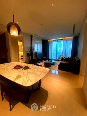 Condos for rent BTS Chit Lom : 3-BR Condo at Sindhorn Residence near BTS Ratchadamri (ID 2873885)