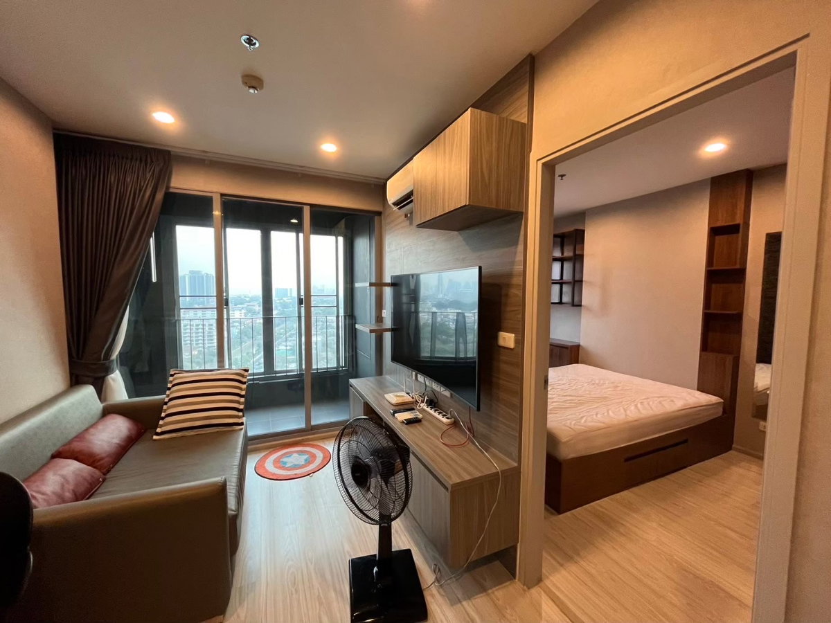 รูป ให้เช่า Ideo mobi bangsue ห้องสวยเฟอร์นิเจอร์ครบพร้อมเข้าอยู่ สนใจแอดไบน์ Spoywink - รูปที่ 2/8