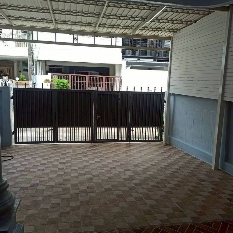 รูป ขายทาวน์โฮม 3 ชั้น หมู่บ้าน 84 แมนชั่น ลาดพร้าว ประดิษฐ์มนูธรรม เลียบด่วนรามอินทรา - รูปที่ 2/13