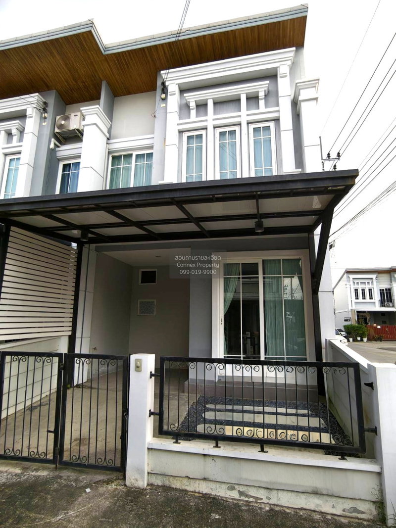 Townhouses for rent : For Rent Townhouse/Townhome  , Golden Town Sathorn , BTS-Wutthakat , Bang Wa , Phasi Charoen , Bangkok , CX-153072 ✅ Live chat with us ADD LINE @connexproperty ✅