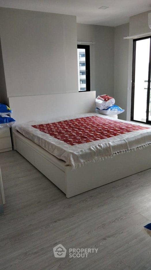 picture 2-BR Condo at Liberty Park 2 near ARL Makkasan (ID 2873924) - 3/11