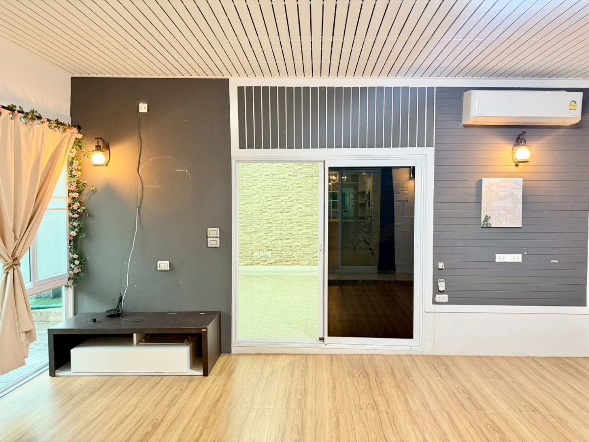 รูป 12.9 ล้าน บ้านหลังใหญ่ ทำเลหายาก | บ้านแปลงมุม ตรงข้ามสวน | Lake Valley บ่อวิน 5 ห้องนอน 4 ห้องน้ำ - รูปที่ 11/53